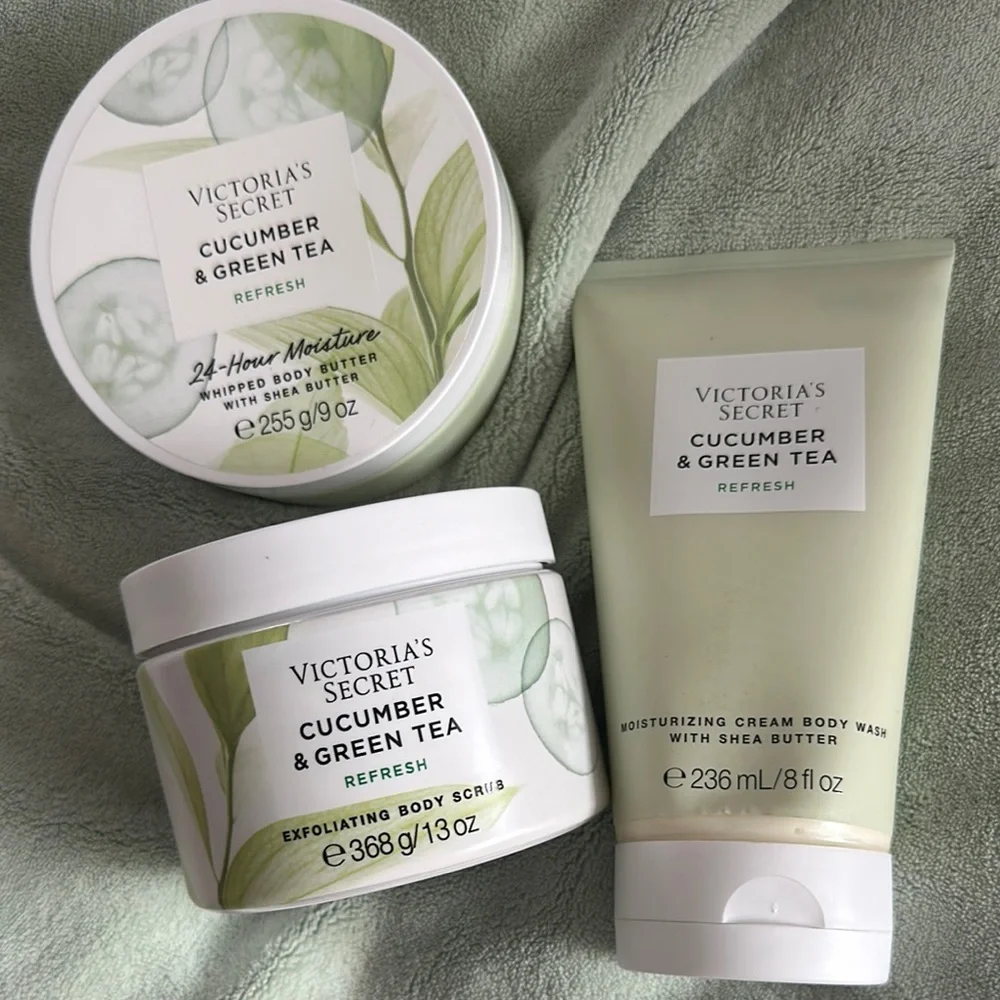 Victoria's Secret Green and White Bath & Body